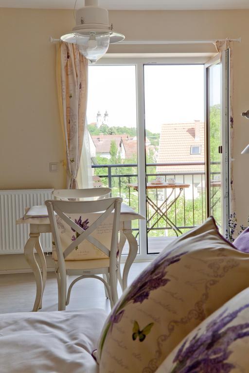 Barackvirag Apartmanhaz Tihany Exterior foto